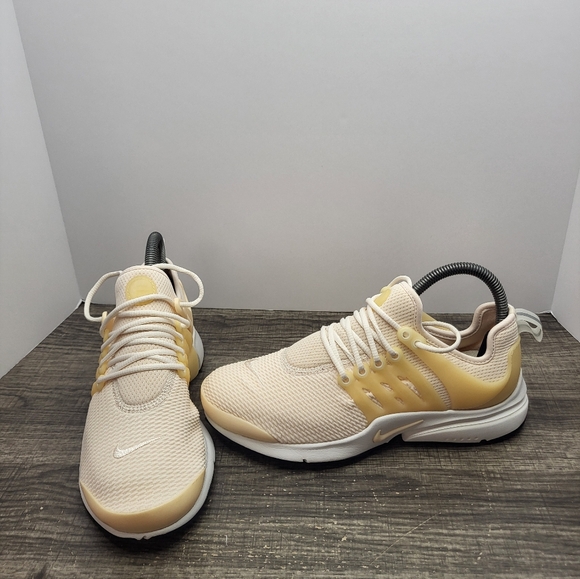 Nike Air Presto IP Women's Size 7 Sample Shoes Peach Running Rare - Picture 1 of 11